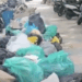 Queja ciudadana por basurero en la avenida Newball frente al muelle turístico de Cotton Cay, empresa de aseo Trash Busters demora en la recolección de residuos sólidos.